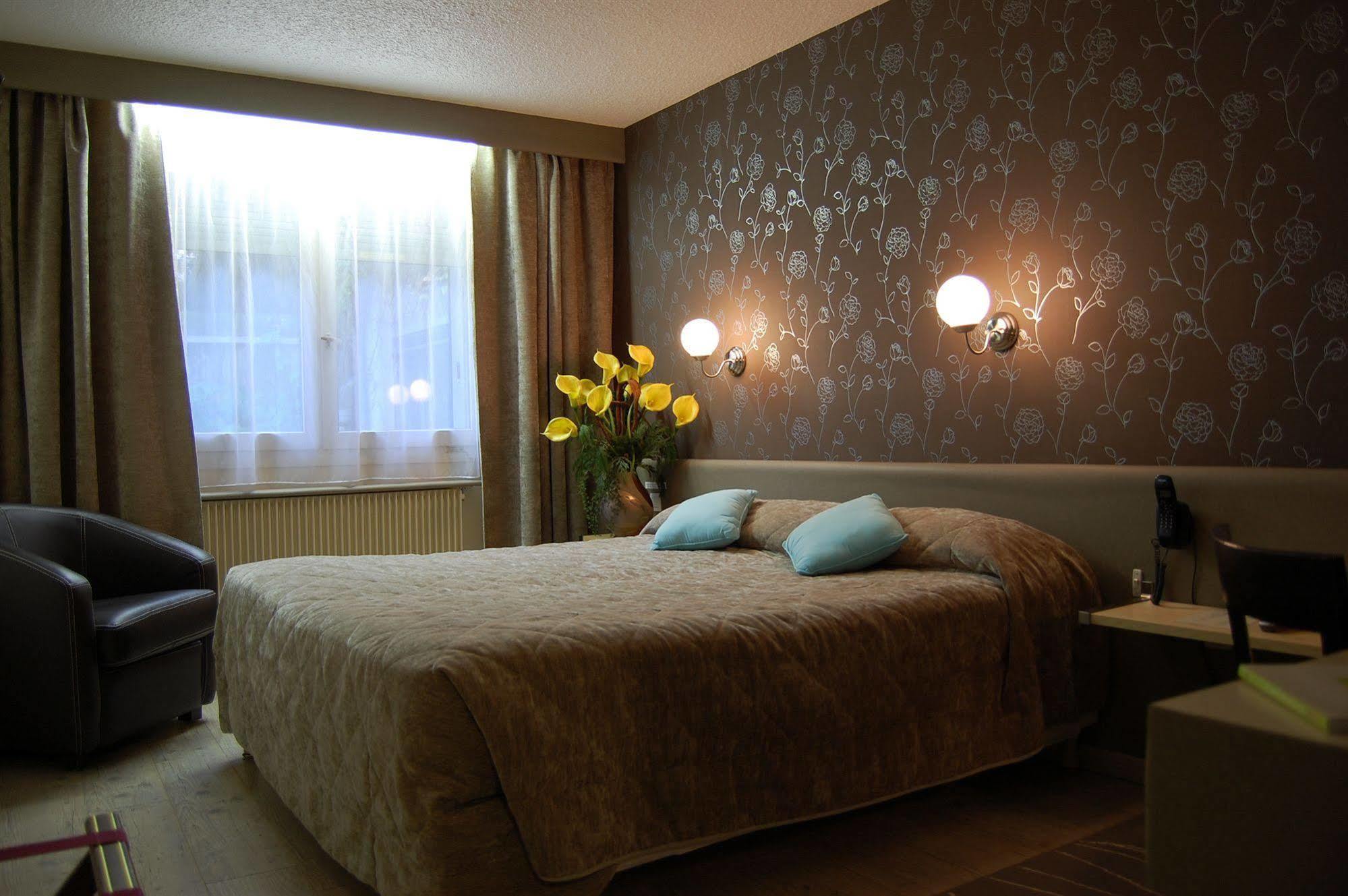 Logis Hotel Du Midi - Saint Etienne Sud Dış mekan fotoğraf