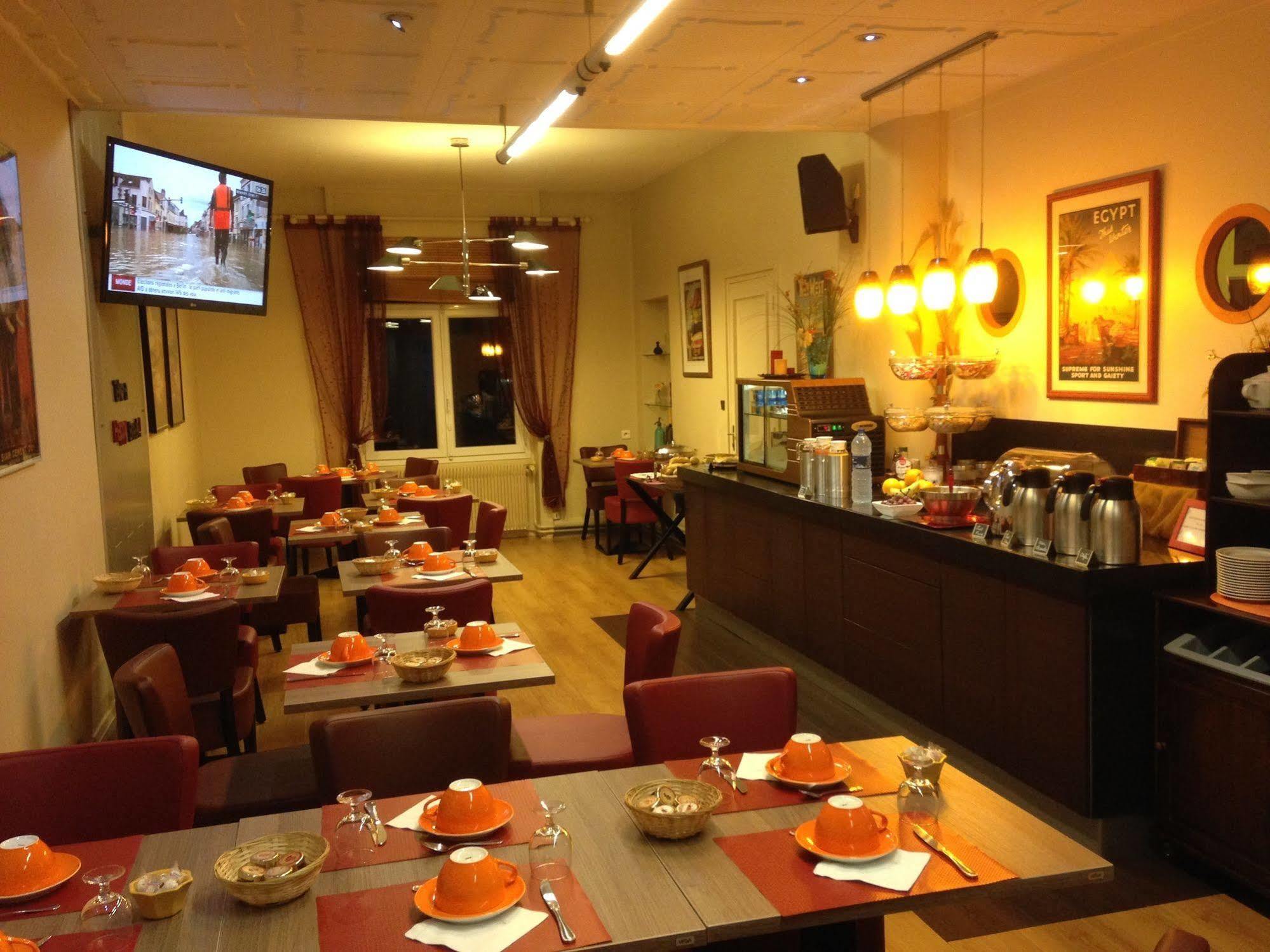 Logis Hotel Du Midi - Saint Etienne Sud Dış mekan fotoğraf