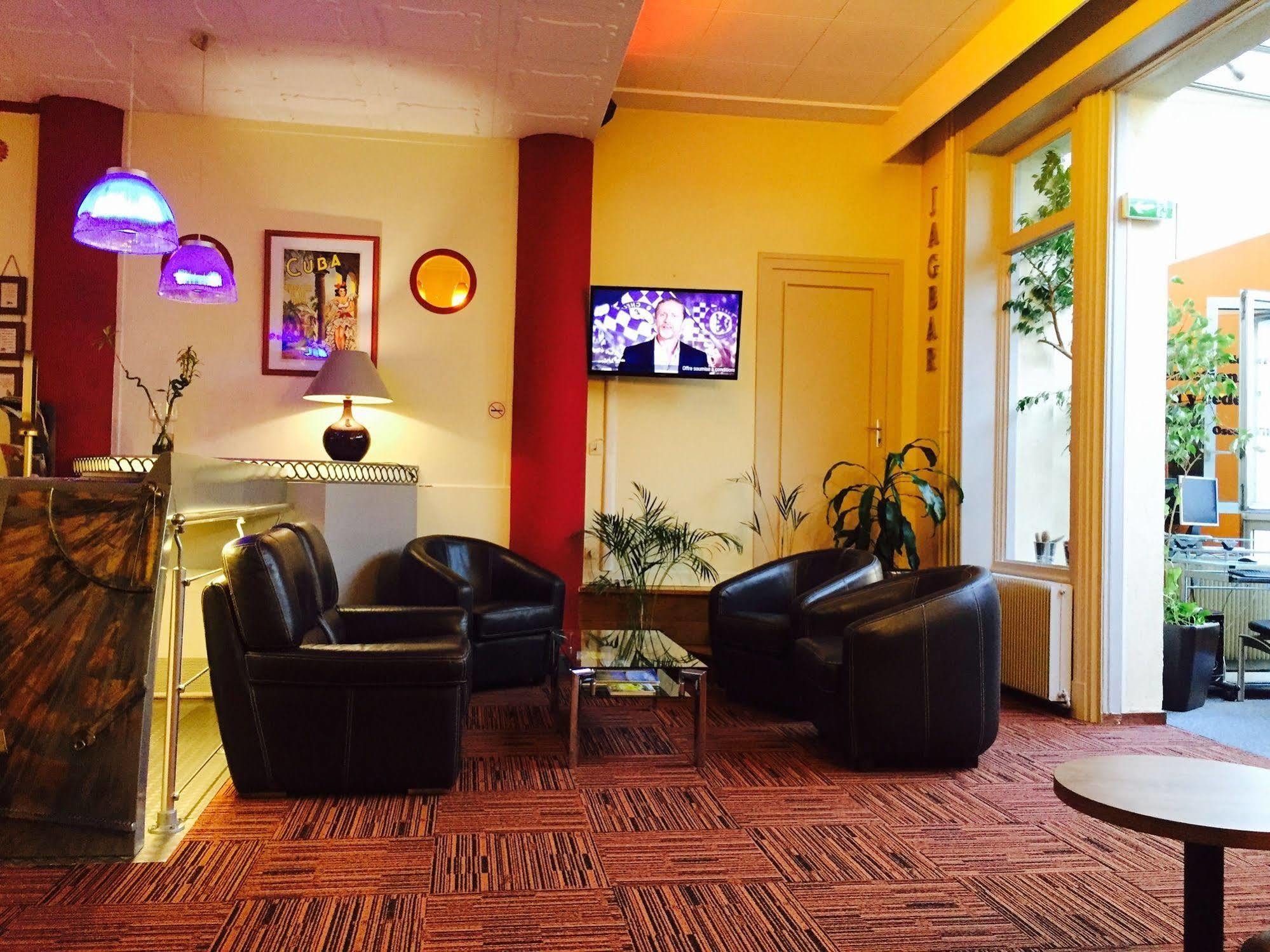 Logis Hotel Du Midi - Saint Etienne Sud Dış mekan fotoğraf